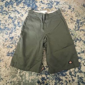 Hunter Green dickies shorts waist 34